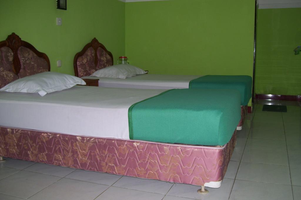 Hotel Bahagia Pangkalanbuun Eksteriør bilde